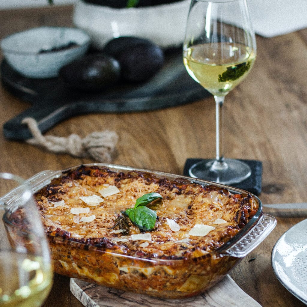 Najbolja vina za uparivanje uz lazanje – pitajte Decanter