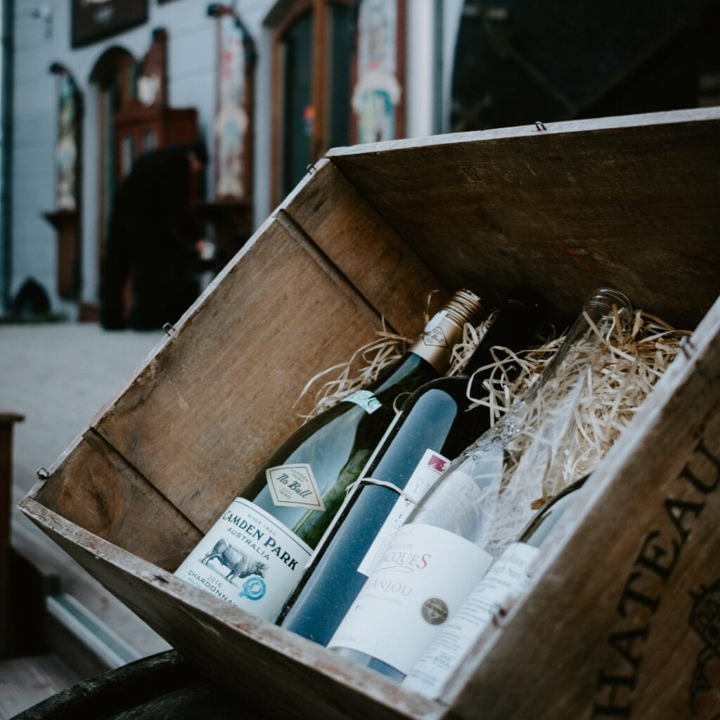 Kako otvoriti drvenu kutiju za vino - pitajte Decanter