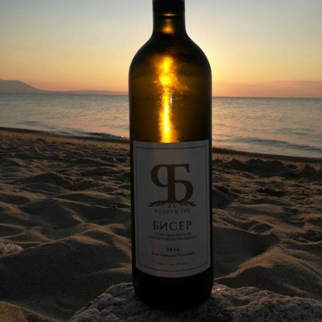 Vinarija Podrum Grb
